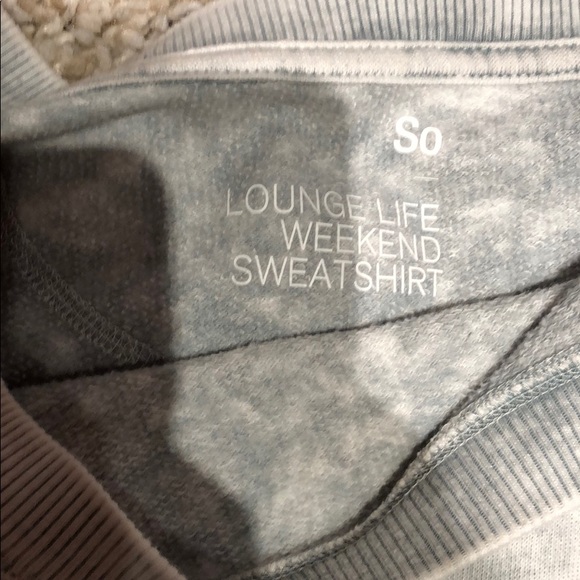 Sweatshirt - Picture 2 of 2